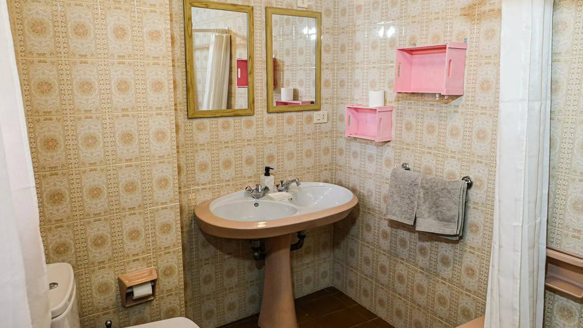 L'Amagatall De Talarn, Casa Per A Compartir Nyaraló